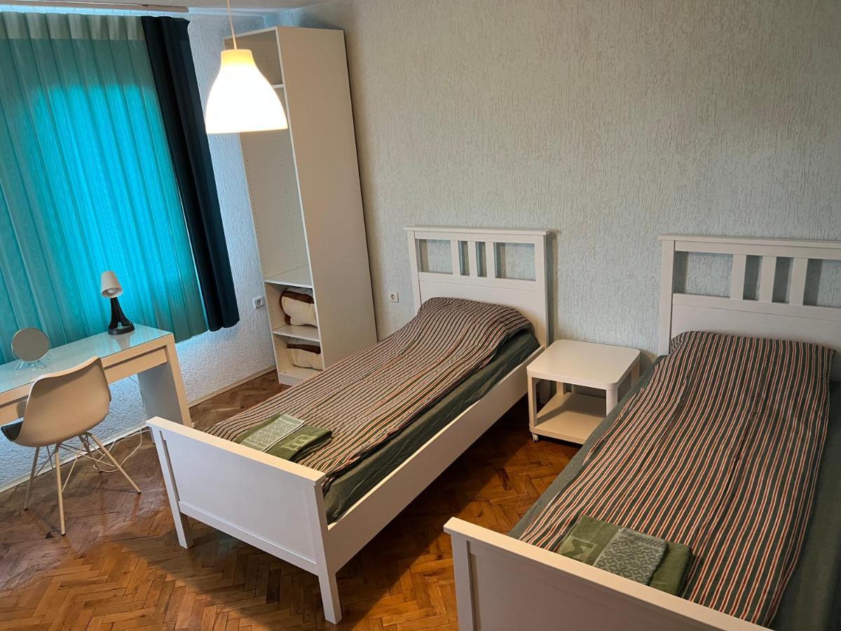 White Guest House 2 Karlovo Extérieur photo